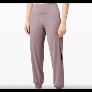 Lululemon Align Jogger 28" *Vent